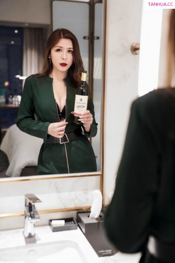 月野兔美妞 贵贵Isabelle [XiuRen]高清写真图 2023.10.24 No.7553 月野兔美妞 黑丝美臀第4张图片